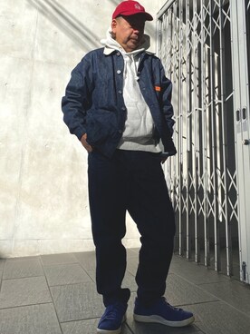 「UNIVERSAL OVERALL（ユニバーサルオーバーオール）のアイテム（デニムジャケット）」を使った、ザッキローニさん（メンズ・172cm）の秋コーディネート