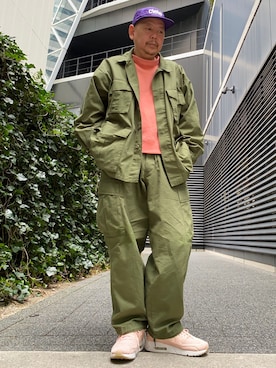 「セットアップスタイル」｜「アイテム（ミリタリージャケット）」を使った、ザッキローニさん（メンズ・172cm）の冬コーディネート