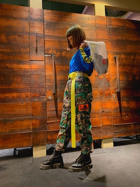 「DIESEL（ディーゼル）のWOMEN'S メッシュバックオープン長そでトップス（ニット/セーター、ブルー系）」を使った、Lily(りりー)さん（レディース・160cm）の冬コーディネート