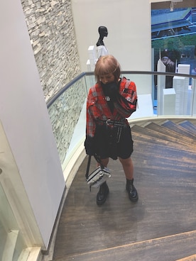 「アイテム（ボディバッグ/ウエストポーチ、シルバー系）」を使った、Lily(りりー)さん（レディース・160cm）の夏コーディネート