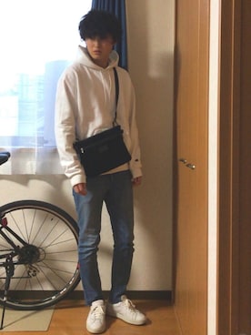 「Santoni（サントーニ）のアイテム（シューズ）」を使った、Naoya@相互フォローさん（メンズ・175cm）の春コーディネート