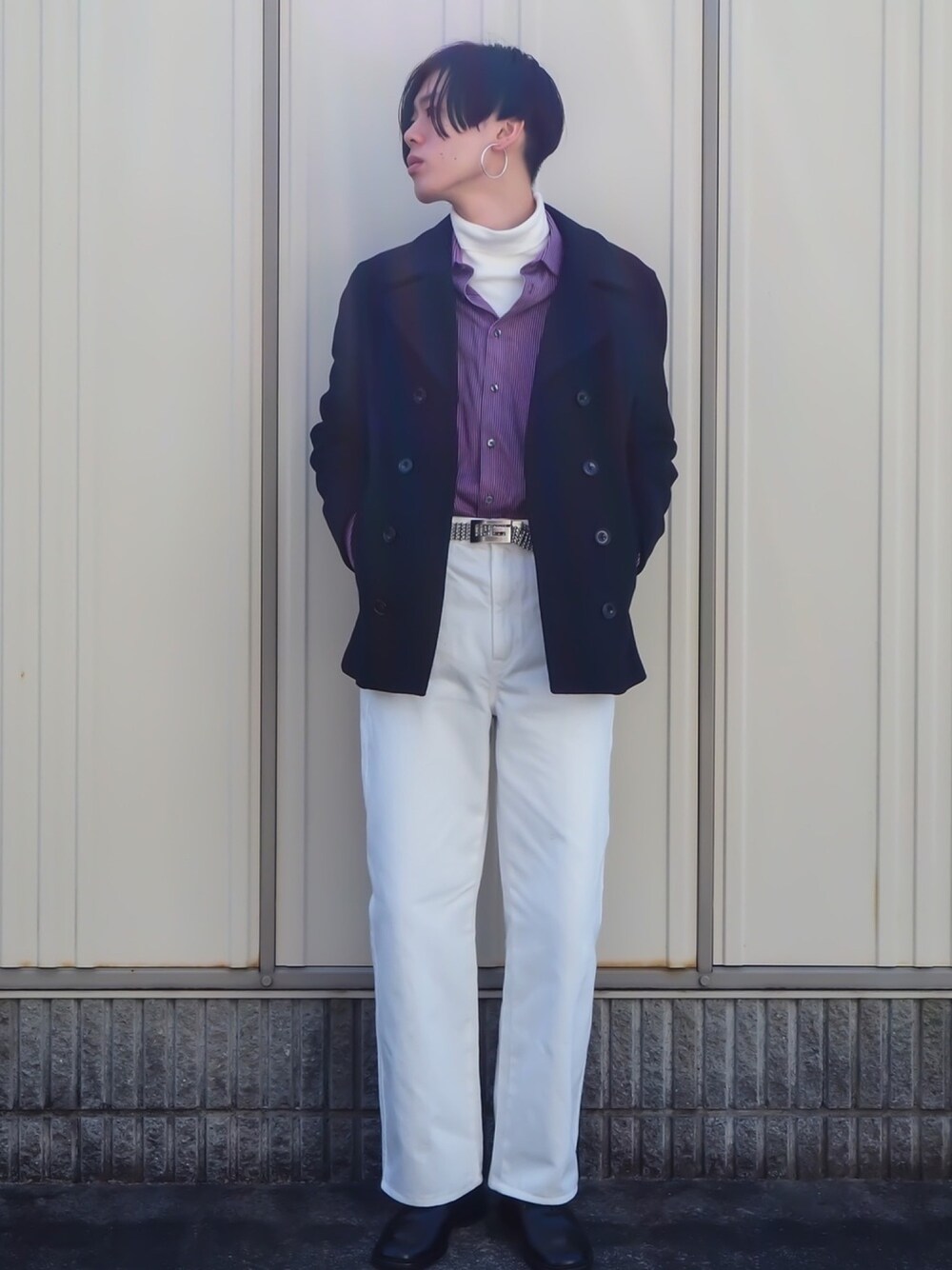 「お洒落さんとつながりたい、デート、公園へ、大人カジュアル」｜「CERCAのBBER/シンプルフープイヤリング（イヤリング、シルバー系）」を使った、UJUさん（メンズ・176cm）の冬コーディネートの1枚目の写真