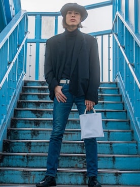 「TONE SELECT GOODS（トーンセレクトグッズ）のアイテム」を使った、UJUさん（メンズ・176cm）の春コーディネート