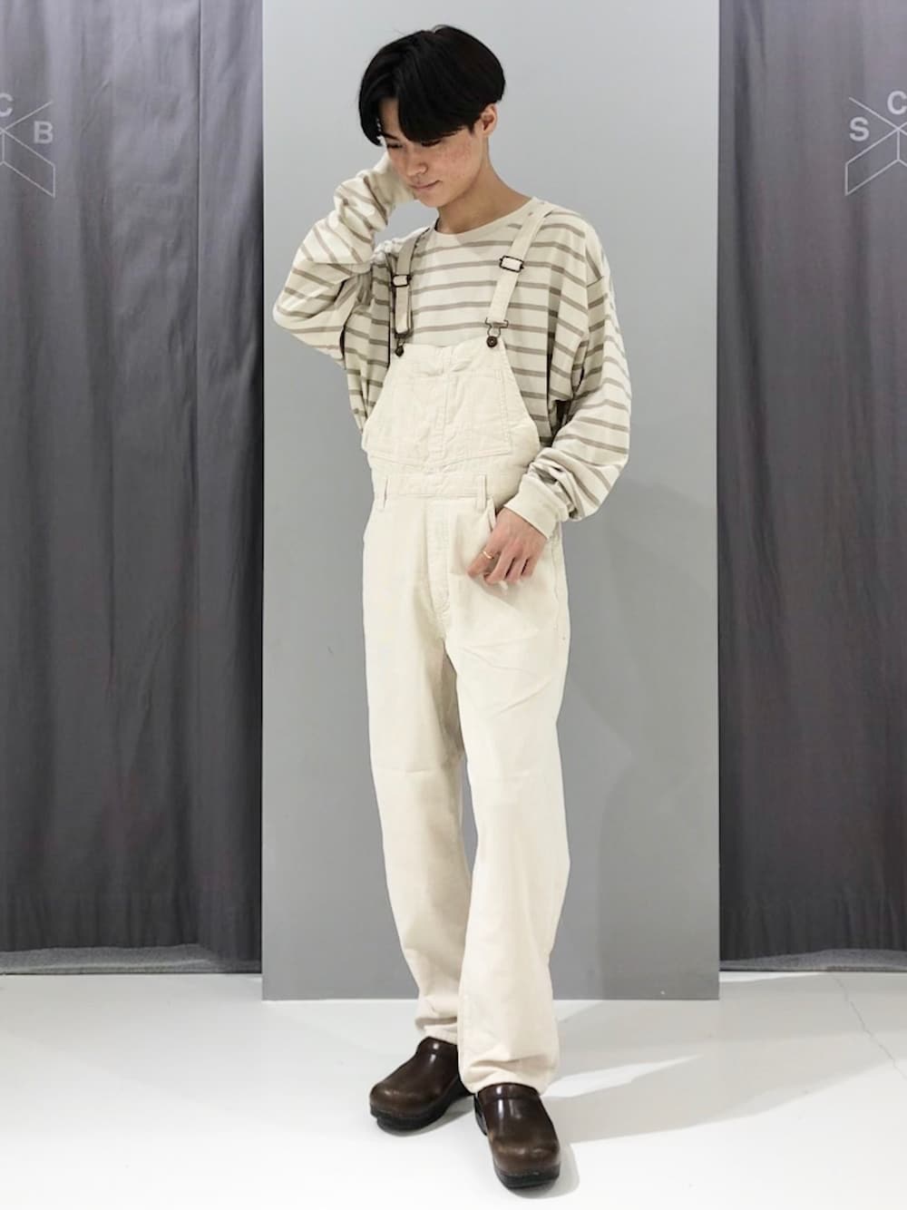 「サロペット、コーデュロイサロペット、コーデュロイ、ボーダー、コクーンシルエット、秋のマイ旬スタイル、お洒落さんとつながりたい、秋冬コーデ、クラフトスタンダードブティック、CRAFT STANDARD BOUTIQUE」｜「CRAFT STANDARD BOUTIQUEのコクーンカットプルオーバー（Tシャツ/カットソー、その他）」を使った、_kaitoさん（メンズ・167cm）の秋コーディネートの1枚目の写真