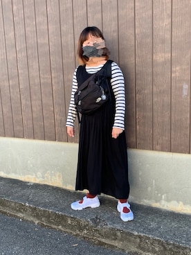 「カラーソックス」｜「アイテム（ジャンパースカート）」を使った、mao*さん（レディース・155cm）の秋コーディネート