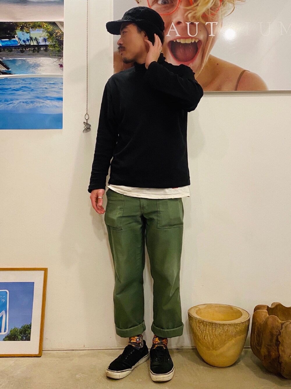 「BEAUTRIUM 、BEAUTRIUM鎌倉小町、鎌倉美容室、鎌倉美容師、川村勇貴、大人ストリート、ミリタリーコーデ、フライトキャップ、軍パン、VANS」｜「OVERRIDEのアイテム（キャップ、ブラック系）」を使った、yukikwamura0725さん（メンズ・170cm）の冬コーディネートの1枚目の写真