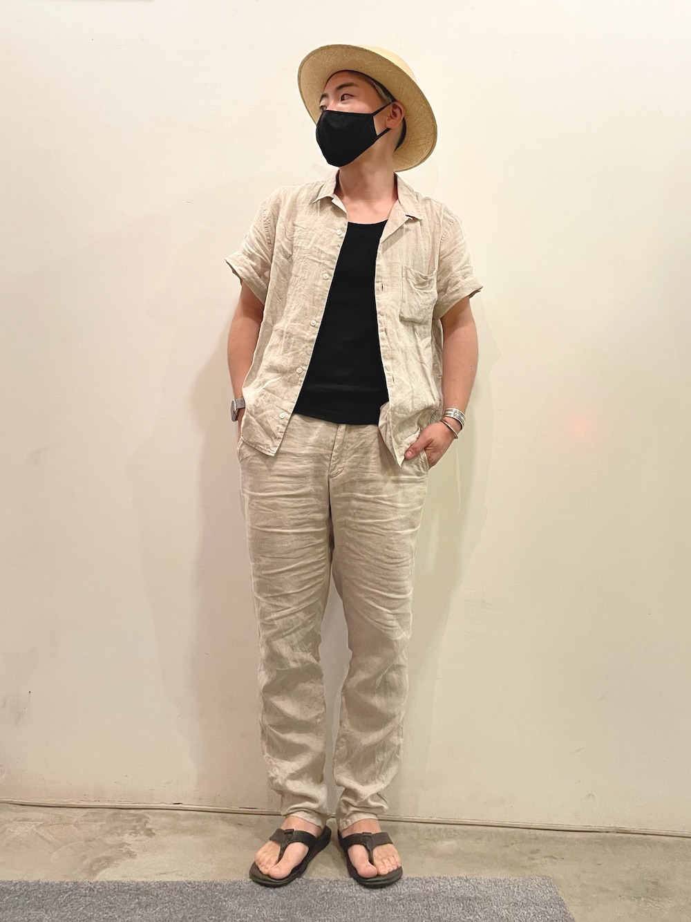 「おしゃれさんと繋がりたい、美容師、鎌倉美容室、鎌倉美容師、川村勇貴、ユウキスタイル、セットアップ、パナマハット、麻パンツ、アイランドスリッパー」｜「OVERRIDEのアイテム（ハット、ベージュ系）」を使った、yukikwamura0725さん（メンズ・170cm）の春コーディネートの1枚目の写真