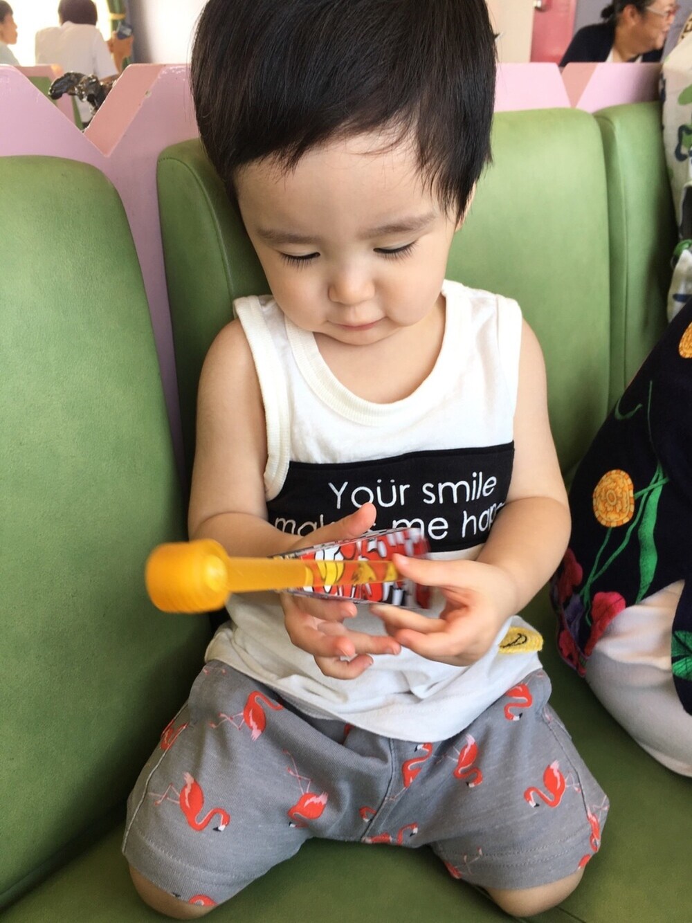 「F.O.KIDSの切り替えタンクトップ（タンクトップ、ホワイト系）」を使った、SHUNKIさん（キッズ・80cm）の夏コーディネートの1枚目の写真
