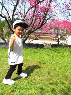 「FOB FACTORY（エフオービーファクトリー）のアイテム（帽子）」を使った、SHUNKIさん（キッズ・90cm）の春コーディネート