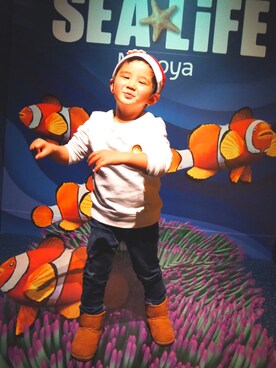 「BREEZE（ブリーズ）のもっとスキニーデニム 10分丈（デニムパンツ）」を使った、SHUNKIさん（キッズ・100cm）の冬コーディネート