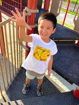 「BRANSHES（ブランシェス）のフルーツプリント半袖Tシャツ（Tシャツ/カットソー）」を使った、SHUNKIさん（キッズ・110cm）の秋コーディネート