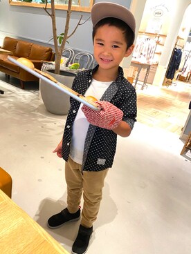 「Yummy（ヤミー）のアイテム」を使った、SHUNKIさん（キッズ・110cm）の秋コーディネート