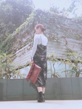 「N°21（ヌメロ ヴェントゥーノ）のアイテム（バッグ）」を使った、ゆうさん（レディース・160cm）の秋コーディネート