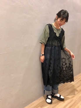 「earth music&ecology（アースミュージックアンドエコロジー）のアイテム（デニムパンツ）」を使った、ぷくもちょさん（レディース・157cm）の春コーディネート