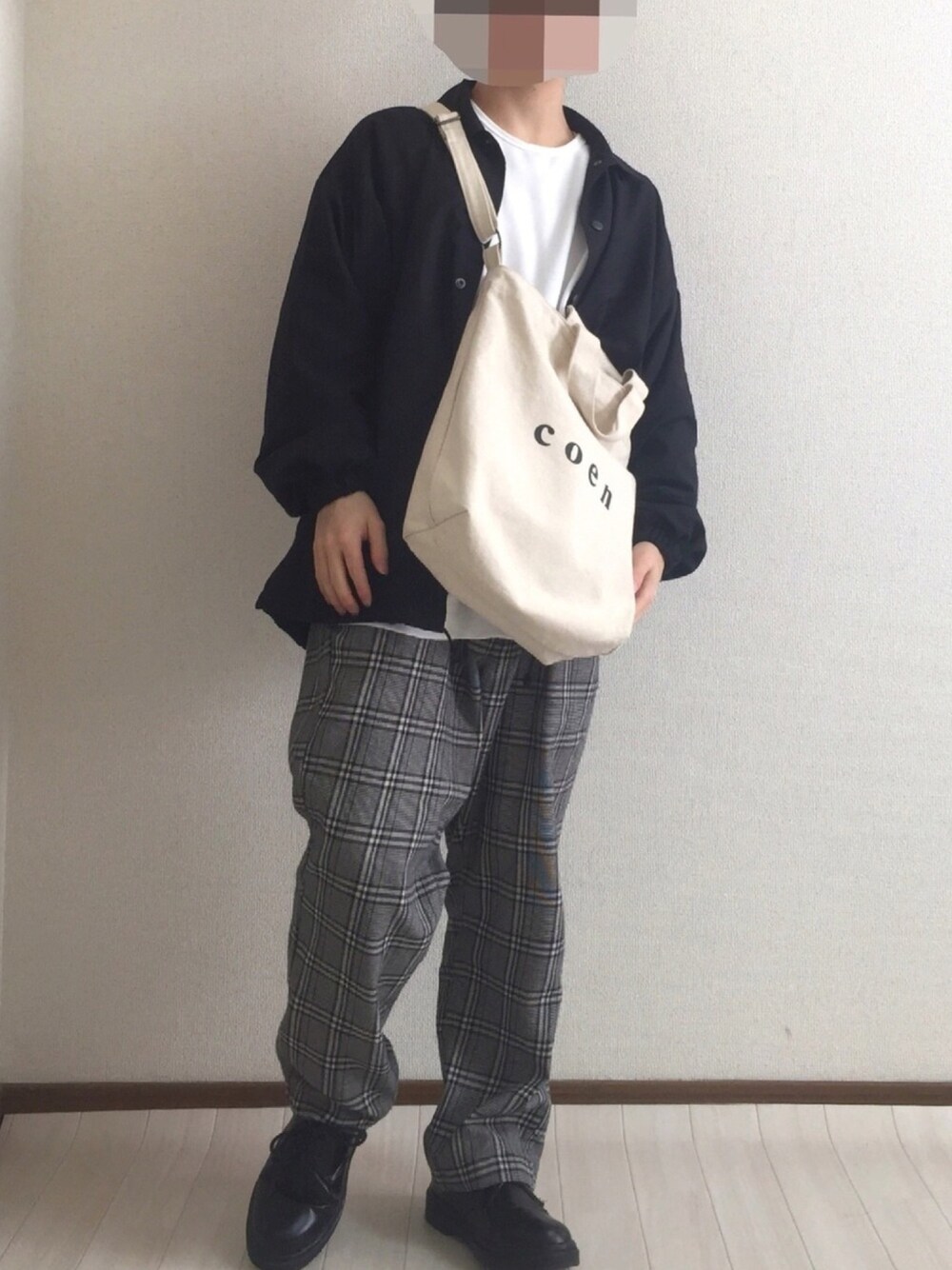 「2018マイベストコーデ、冬、休日スタイル、シンプルコーデ、おしゃれさんと繋がりたい、コーチジャケット、ドレスシューズ、kutir、MONO-MART、WEGO」｜「kutirの【youtuberげんじ紹介アイテム】coach JACKET AW / コーチジャケット 裏フリース（ブルゾン、ブラック系）」を使った、もっちーさん（メンズ・164cm）の冬コーディネートの1枚目の写真