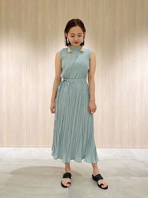 希少 大人気 ステュディオス Studiousリンクル ランダムプリーツワンピース セール30 Off