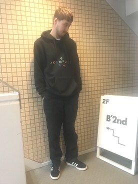 「AKOMPLICE（アコンプライス）のアイテム」を使った、Renさん（メンズ・182cm）の秋コーディネート