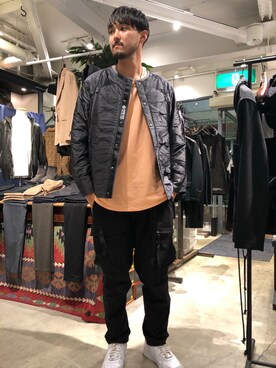 「WHITE MOUNTAINEERING（ホワイトマウンテニアリング）のアイテム（ジャケット/アウター）」を使った、Renさん（メンズ・182cm）の秋コーディネート