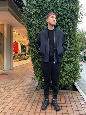 「NEIL BARRETT（ニールバレット）のアイテム（ジャケット/アウター）」を使った、Renさん（メンズ・182cm）の秋コーディネート