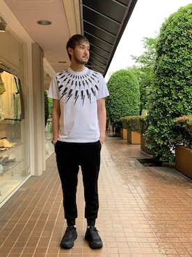 「NEIL BARRETT（ニールバレット）のアイテム（パンツ）」を使った、Renさん（メンズ・182cm）の春コーディネート