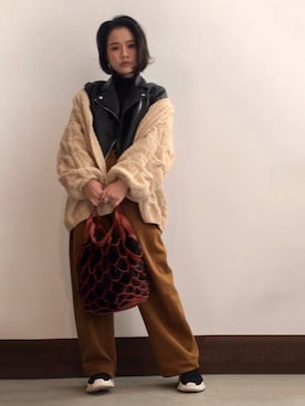 「ニットカーディガン」｜「アイテム（ライダースジャケット）」を使った、𝓜𝓮𝓲❣︎ さん（レディース・158cm）の秋コーディネート