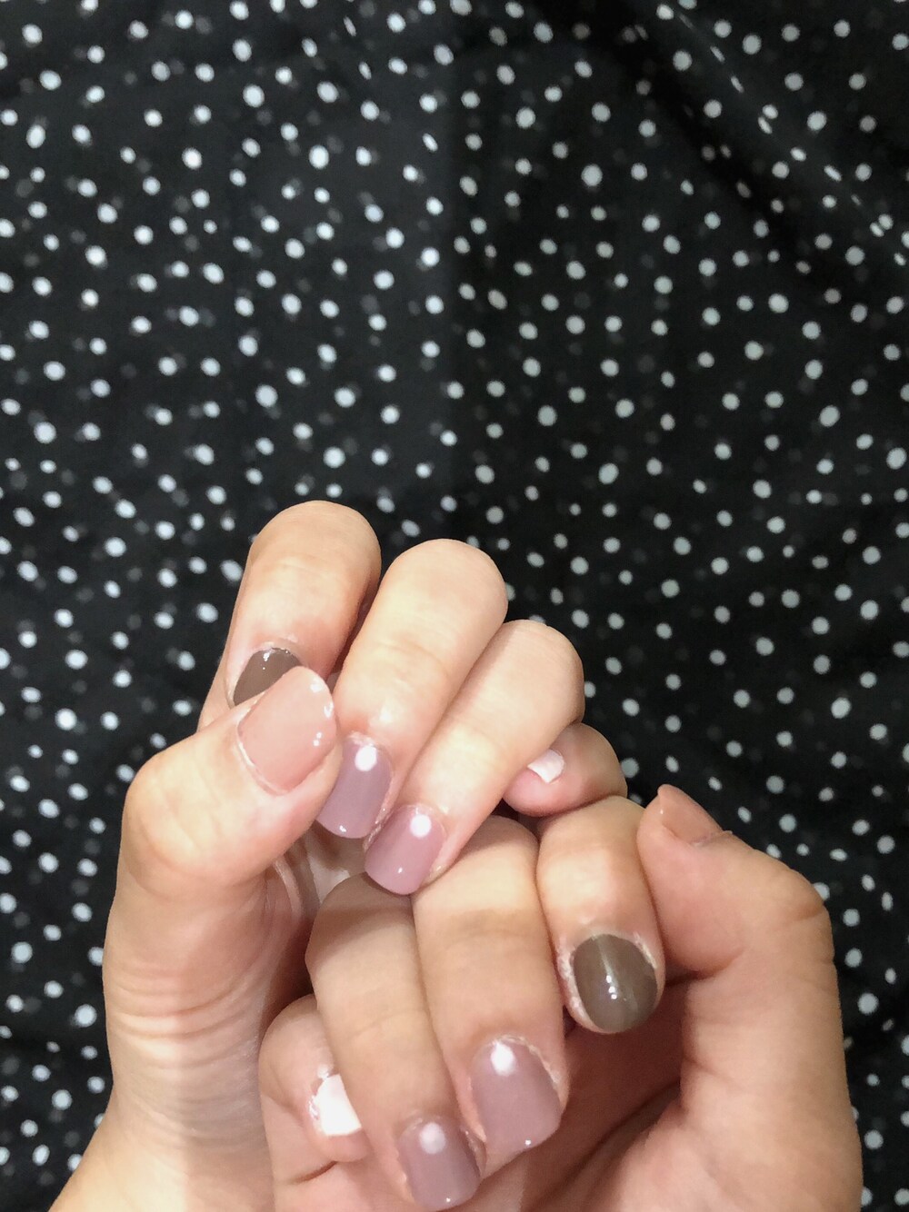 「セルフネイル、ネイル、キャンメイク、OPI、ベージュ系、大人め、おでかけ、夏休み毎日WEAR生活」｜「OPIのアイテム（ハンドケア/ハンドクリーム、ベージュ系）」を使った、REINAさん（レディース・157cm）の夏コーディネートの1枚目の写真