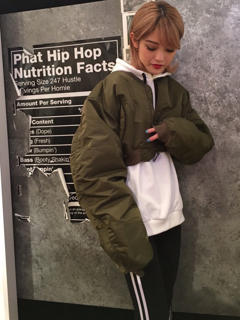 「FIG&VIPER、フィグアンドヴァイパー(FIG&VIPER)」｜「FIG&VIPERのMA-1ショート（MA-1、グリーン系）」を使った、Mai  Tokorotaniさん（レディース・162cm）の秋コーディネートの1枚目の写真