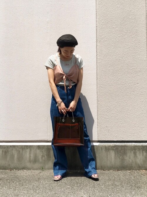 Yoshida Aoi使用「Kastane（ポーチ付きビニールBAG）」的時尚穿搭