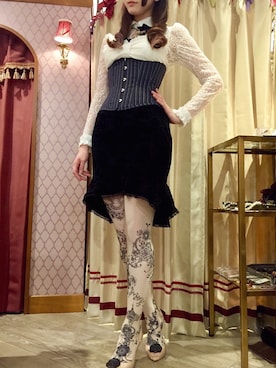 Vivienne Westwood(ヴィヴィアンウエストウッド)のパンプスを使った
