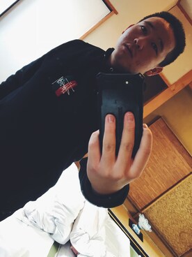 「STUSSY（ステューシー）のアイテム（マウンテンパーカー）」を使った、まぁInAmiさん（メンズ・171cm）の冬コーディネート