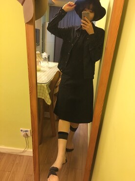 「MONKI（モンキ）のアイテム（ソックス/靴下）」を使った、舒亦岸さん（レディース・168cm）の冬コーディネート