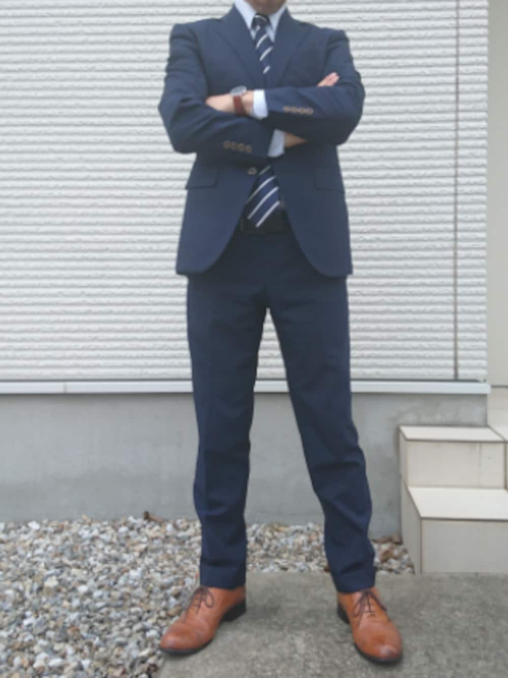 「スーツスタイル、アズーロ・エ・マローネ、ブルー、お好み焼き」｜「KNOTのknot（アナログ腕時計、その他）」を使った、真ん中まぐろさん（メンズ・163cm）の秋コーディネートの1枚目の写真