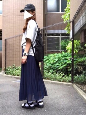 「オープンショルダー」｜「アイテム（キャップ）」を使った、MEGUMIさん（レディース・157cm）の春コーディネート