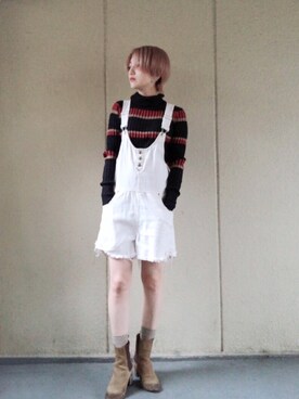「金髪ショート」｜「アイテム（オールインワン・サロペット）」を使った、t  i c aさん（レディース・153cm）の秋コーディネート