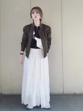 カーディガン ボレロを使った 白ロングスカート の人気ファッションコーディネート Wear