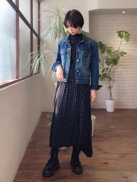 「黒×デニム」｜t  i c aさん（レディース・153cm）の春コーディネート