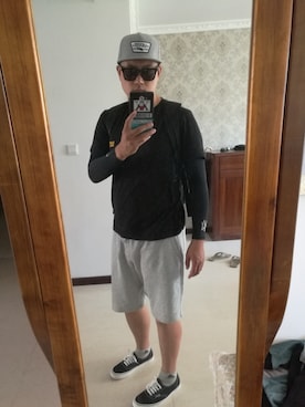 「アイテム（カーゴパンツ）」を使った、听雨さん（メンズ・179cm・30代）の夏コーディネート