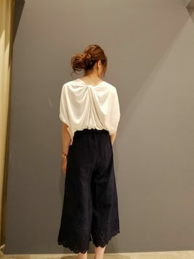 「白トップス」｜Chikaさん（レディース・163cm）の春コーディネート