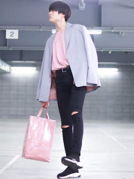 「BASQUE magenta（バスクマゼンタ）のアイテム（Tシャツ/カットソー）」を使った、SHOTAさん（メンズ・176cm）の春コーディネート