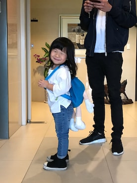 「M&M（エムアンドエム）のアイテム」を使った、coco and doreenさん（キッズ・100cm）の春コーディネート
