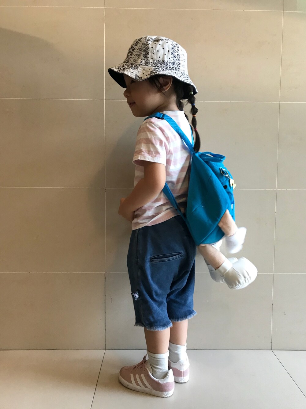 「girl、ootd、Cute」｜「GLOBAL WORKのアイテム（帽子、その他）」を使った、coco and doreenさん（キッズ・100cm）の夏コーディネートの1枚目の写真