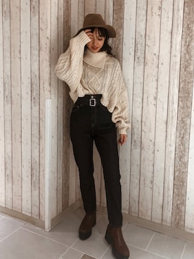 「EVRIS（エヴリス）のアイテム（パンツ）」を使った、karenさん（レディース・156cm）の秋コーディネート