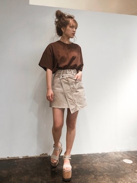 「アイテム（デニムスカート、ベージュ系）」を使った、karenさん（レディース・156cm）の冬コーディネート