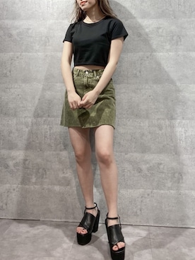 「アイテム（デニムスカート、グリーン系）」を使った、karenさん（レディース・156cm）の夏コーディネート