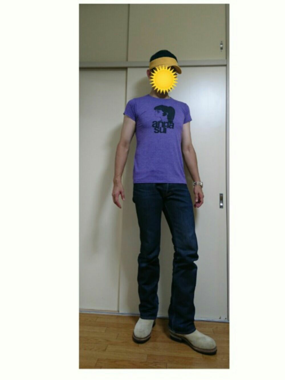 「衝動買い、ANNA SUI、RED WING、IRON HEART、レディースチャレンジ、ブーツカット」｜「IRON HEARTのアイテム（デニムパンツ、ブルー系）」を使った、エンジョイ・スイッチさん（メンズ・174cm）の夏コーディネートの1枚目の写真
