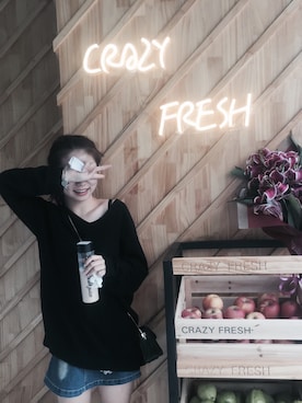 凡怡李さんのコーディネート