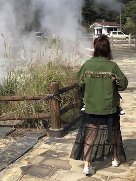 「シースルー」｜「アイテム（ミリタリージャケット）」を使った、ちーぱーさん（レディース・158cm）の冬コーディネート