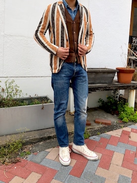「アイテム（カーディガン/ボレロ、ブラウン系）」を使った、エープリルフールボーイさん（メンズ・175cm）の春コーディネート