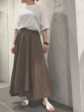 「ATON（エイトン）のアイテム（Tシャツ/カットソー）」を使った、kawamotoさん（レディース・166cm）の春コーディネート