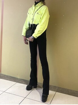 「アイテム（デニムジャケット、グリーン系）」を使った、ヒジリさん（レディース・164cm）の夏コーディネート